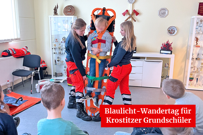 Blaulicht-Wandertag für Krostitzer Grundschüler